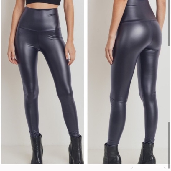 🍃🖤 New High Rise Vegan Leather Pants 🖤🍃 - Picture 3 of 5